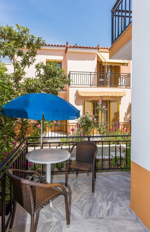 Christinantzela Apartments コッカリ エクステリア 写真